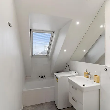 Utulny S Klimou Братислава